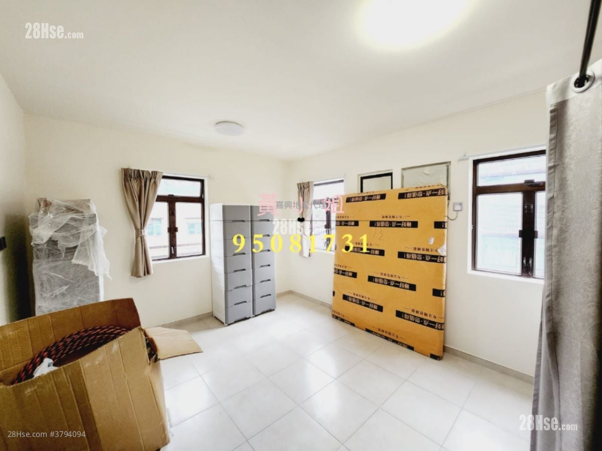 村屋 售盘 2 房 , 1 浴室