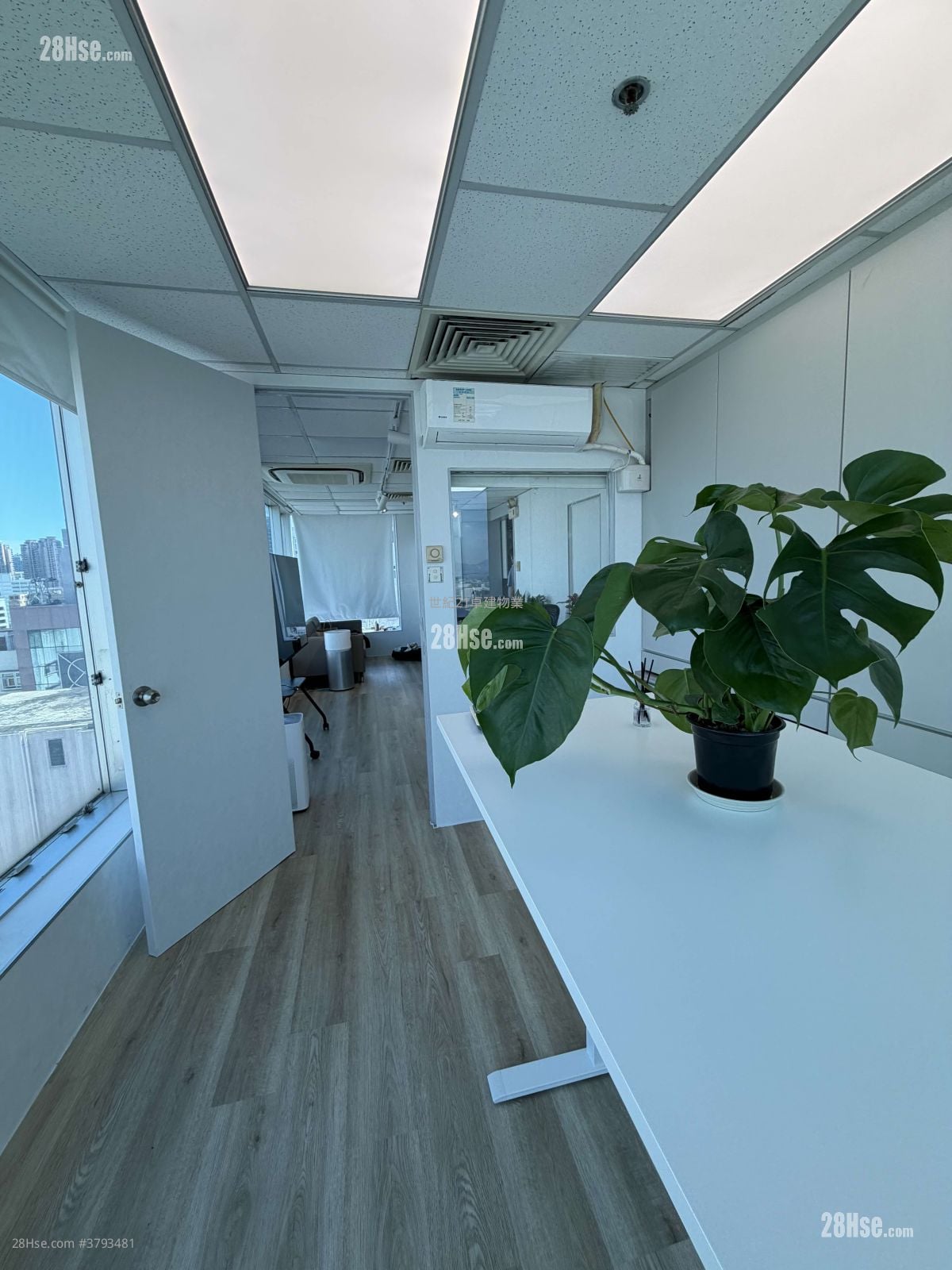 Boss Commercial Centre Sell 1 Bedroom