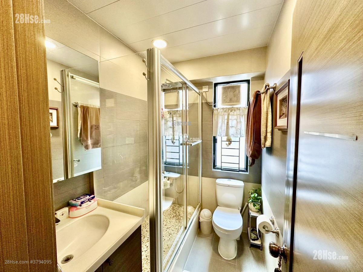 玮珊园 售盘 4 房 , 2 浴室 808 平方尺