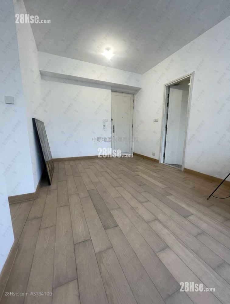 Monterey Sell 3 Bedrooms , 2 Bathrooms 840 ft²