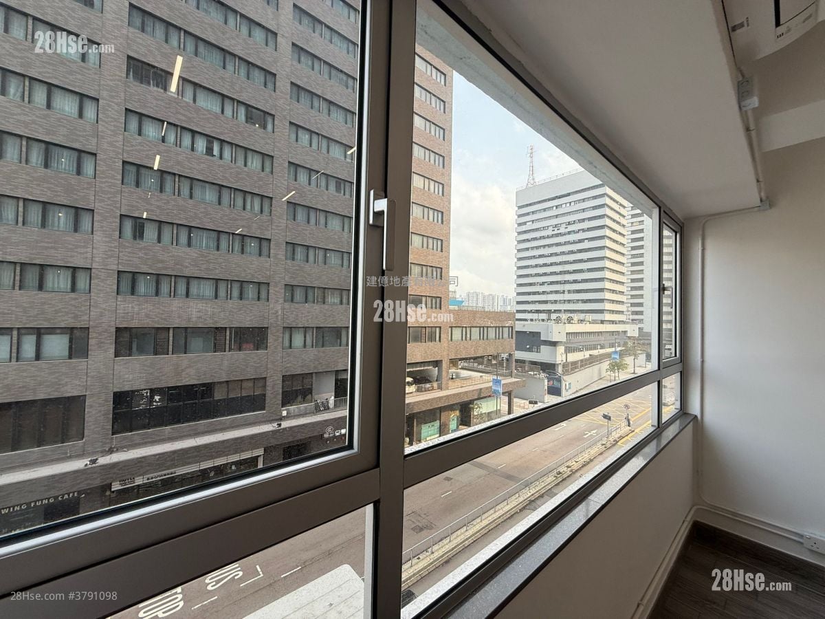 Tak Wing Industrial Building Rental 263 ft²