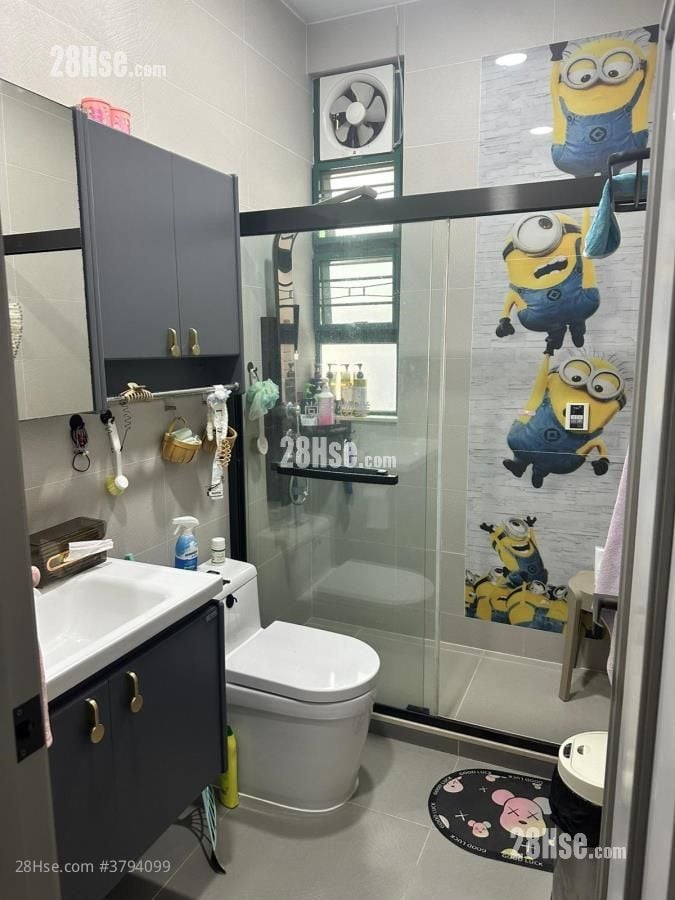 Recours La Serre Sell 841 ft²