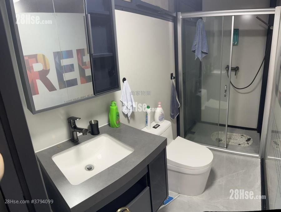 Recours La Serre Sell 841 ft²