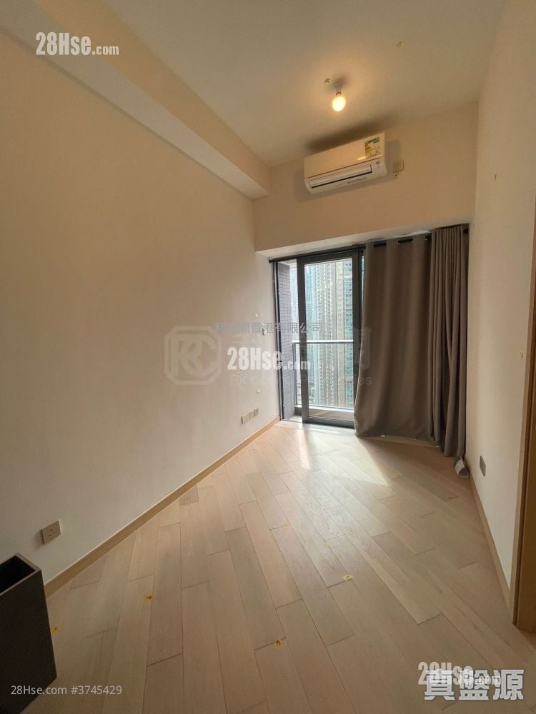 Manor Hill Sell 1 Bedroom , 1 Bathroom 284 ft²