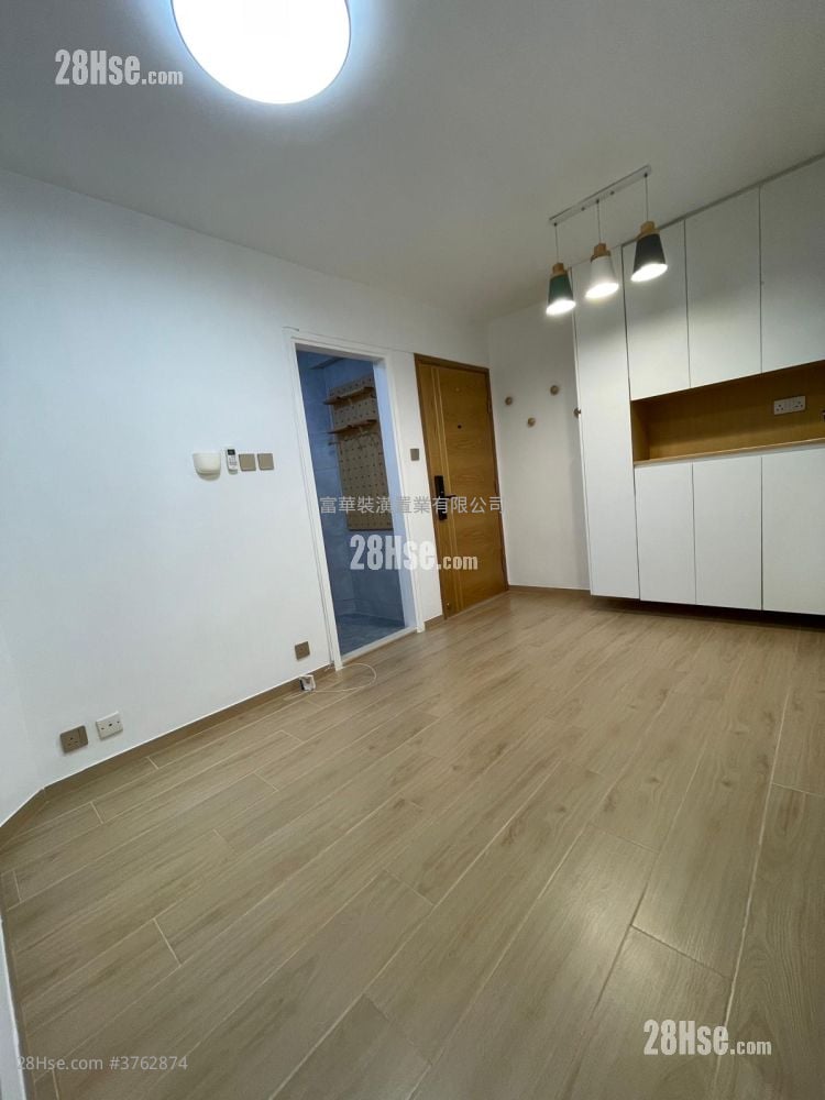 Shaukeiwan Plaza Rental 2 Bedrooms 344 ft²