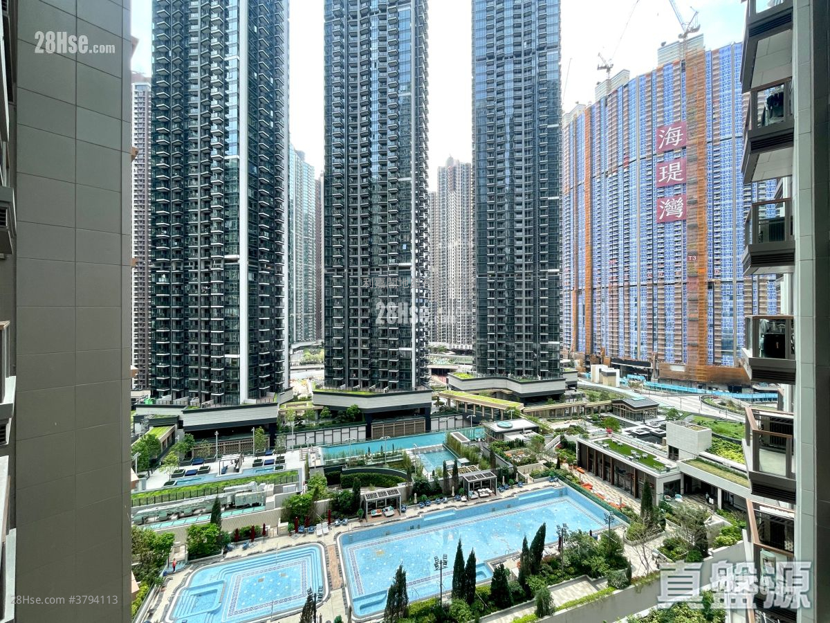 Villa Garda Iii Sell Studio , 1 Bathroom 283 ft²