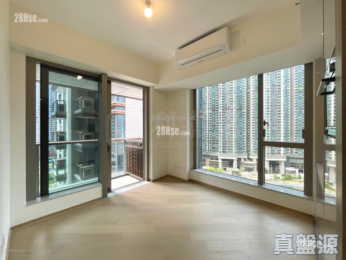 Villa Garda Iii Sell Studio , 1 Bathroom 283 ft²