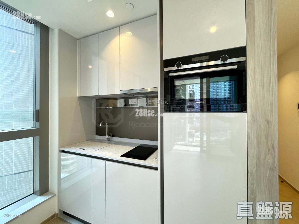 Villa Garda Iii Sell Studio , 1 Bathroom 283 ft²