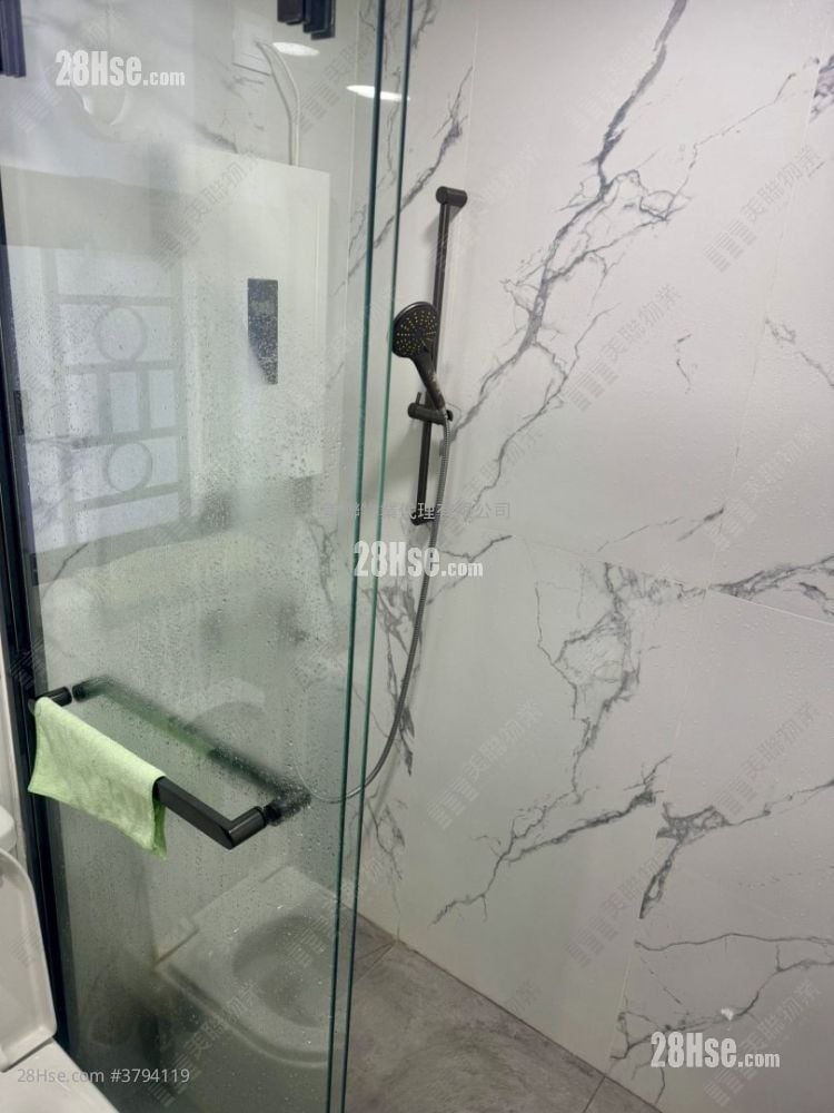 欣廷轩 售盘 2 房 393 平方尺