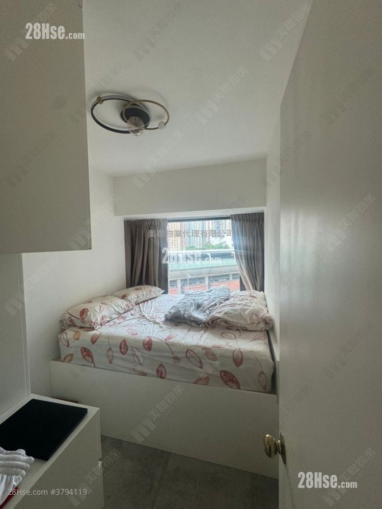 欣廷轩 售盘 2 房 393 平方尺