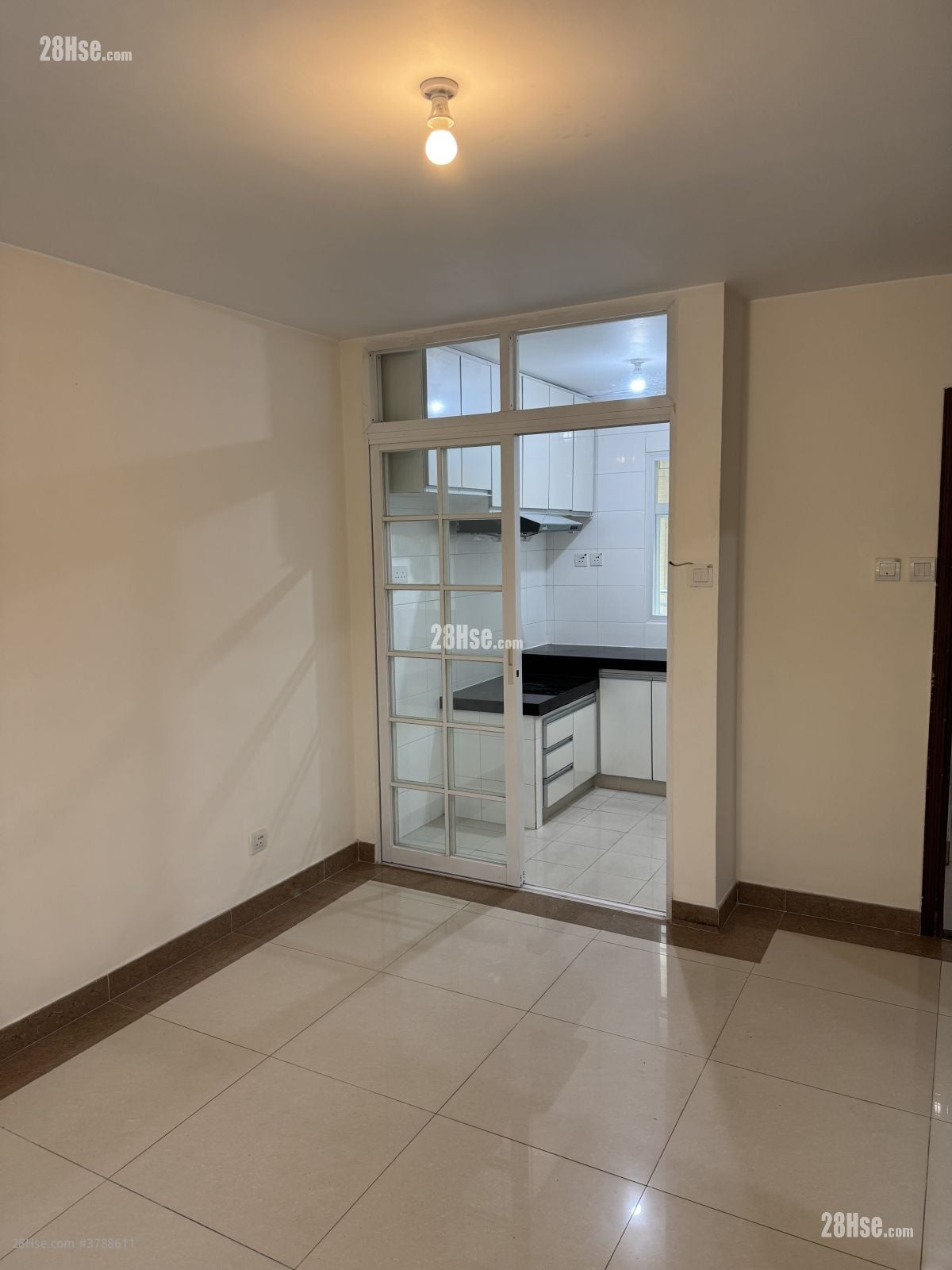 Village Rental 3 Bedrooms , 2 Bathrooms 780 ft²