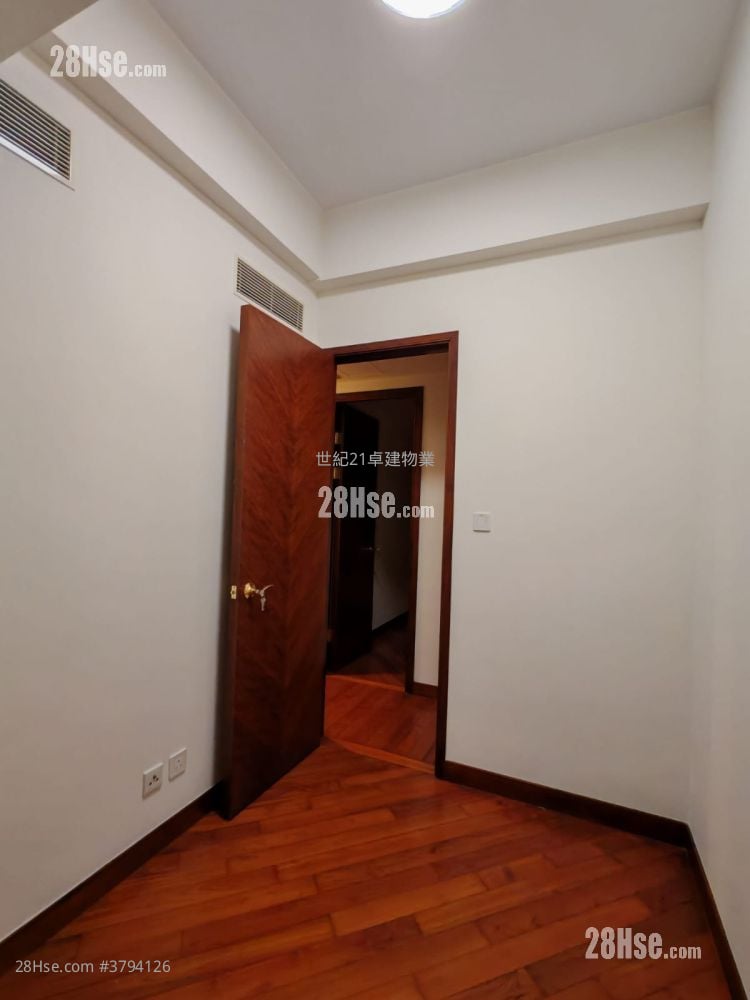 The Coronation Sell 4 Bedrooms , 2 Bathrooms 1,149 ft²