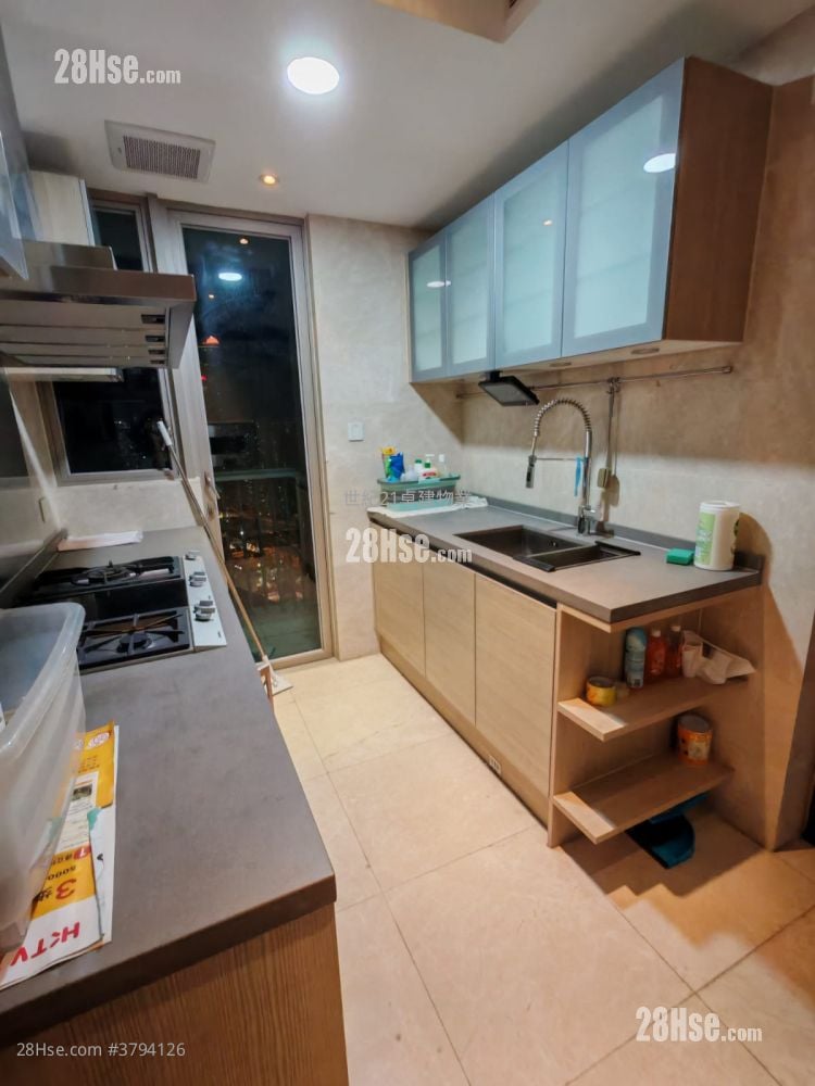 The Coronation Sell 4 Bedrooms , 2 Bathrooms 1,149 ft²