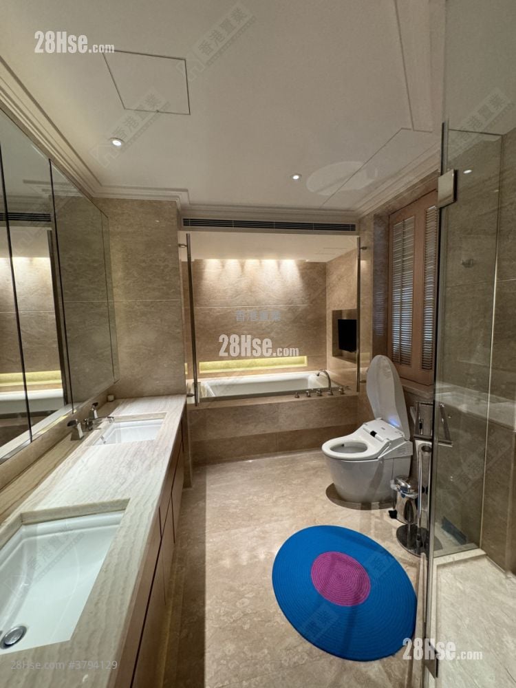 The Harbourside Sell 4 Bedrooms 1,713 ft²