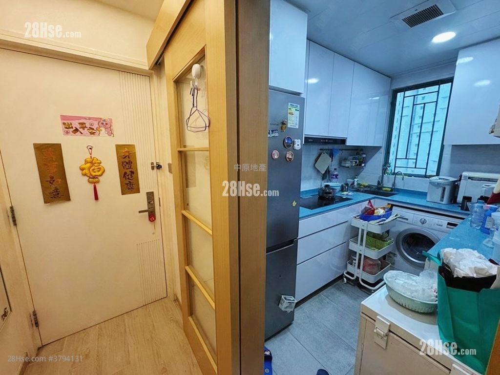 名逸居 售盘 2 房 , 1 浴室 551 平方尺