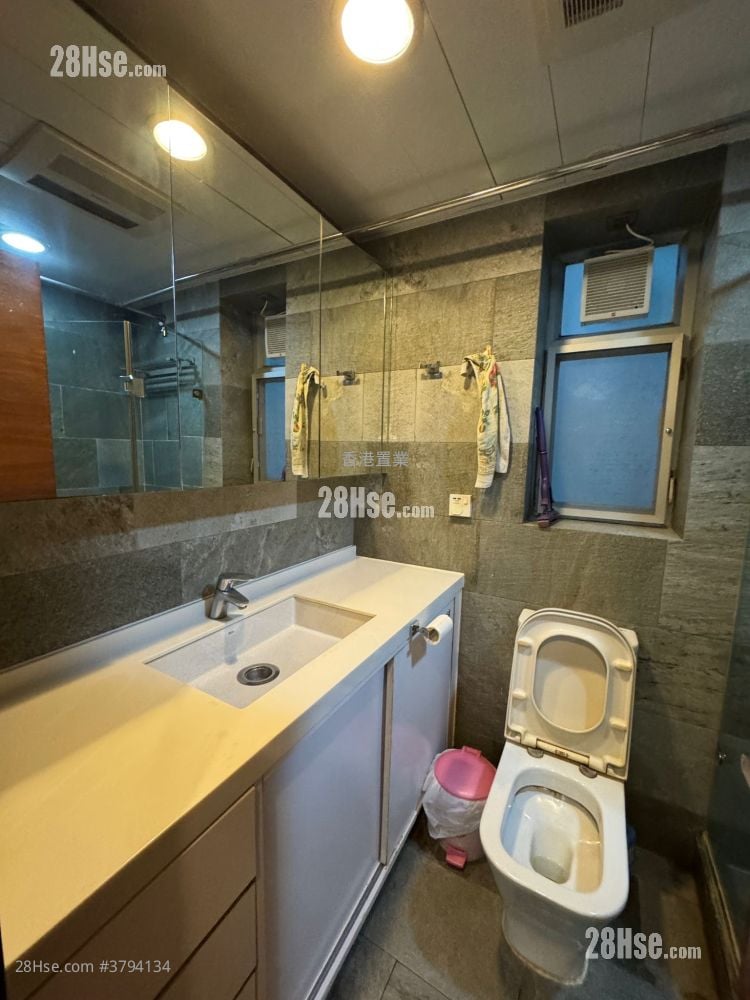 The Pacifica Sell 2 Bedrooms , 1 Bathroom 447 ft²