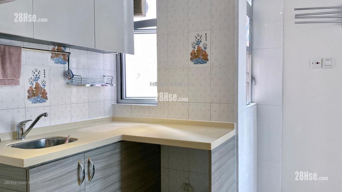 仁礼大厦 售盘 1 浴室 205 平方尺