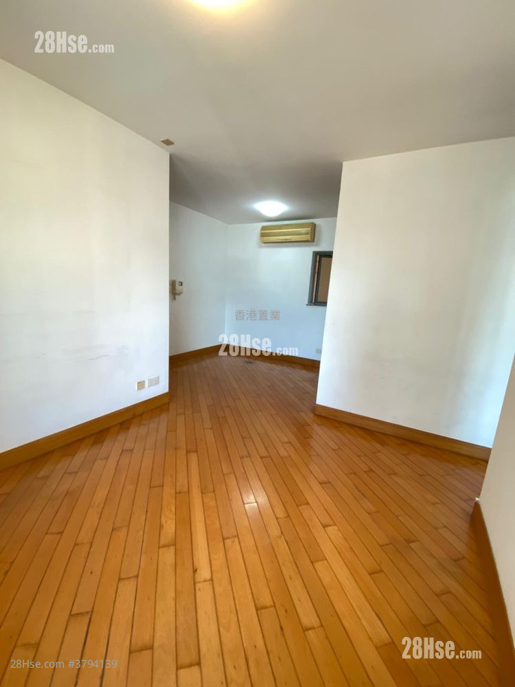 Aquamarine Sell 2 Bedrooms , 1 Bathroom 502 ft²