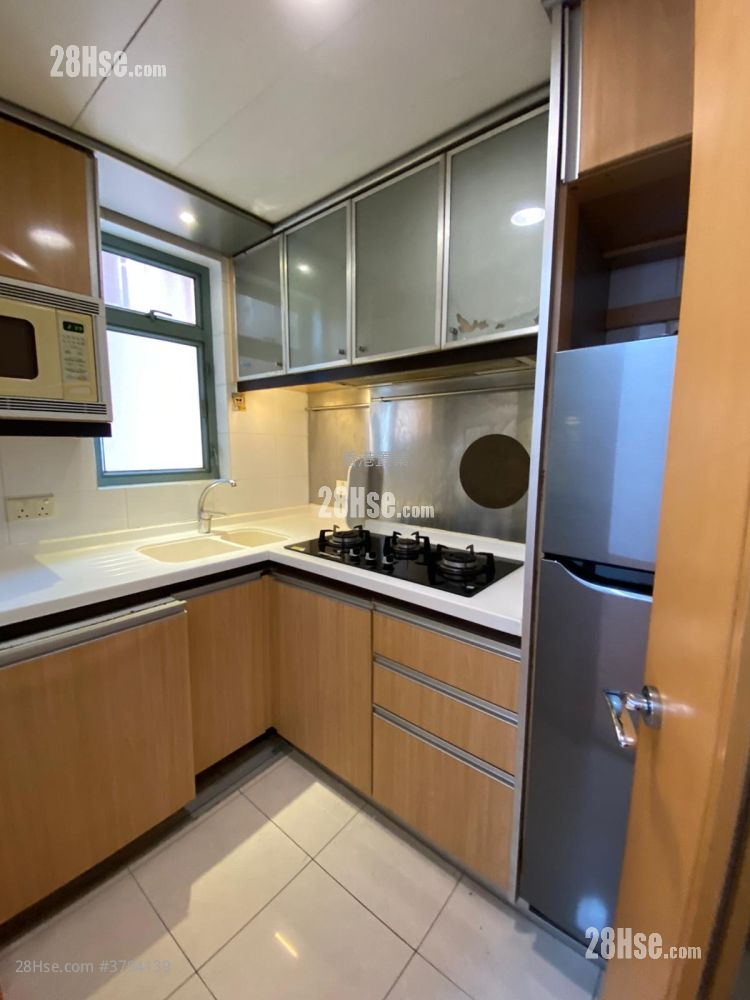 Aquamarine Sell 2 Bedrooms , 1 Bathroom 502 ft²