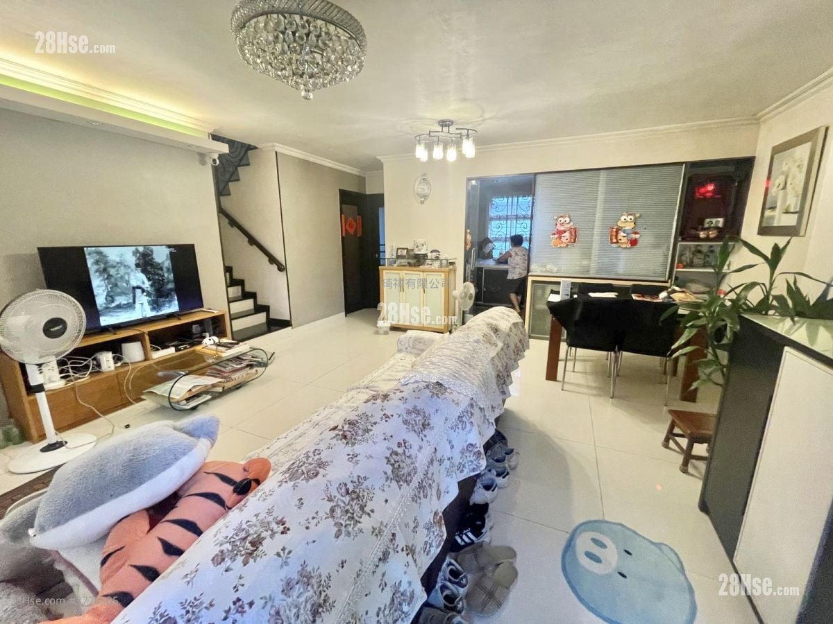 村屋 售盘 1,400 平方尺