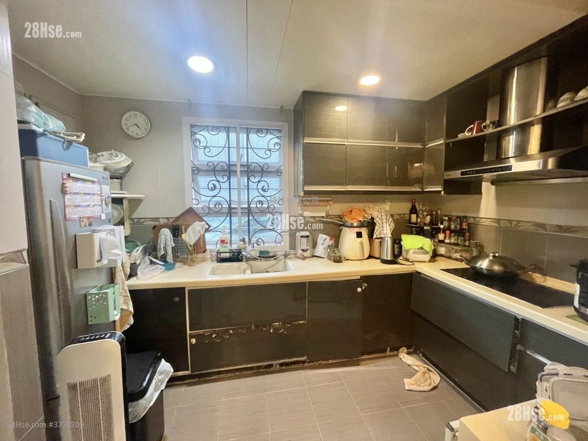 村屋 售盘 1,400 平方尺