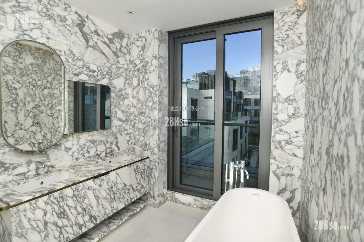 澐沣 售盘 4 房 2,161 平方尺