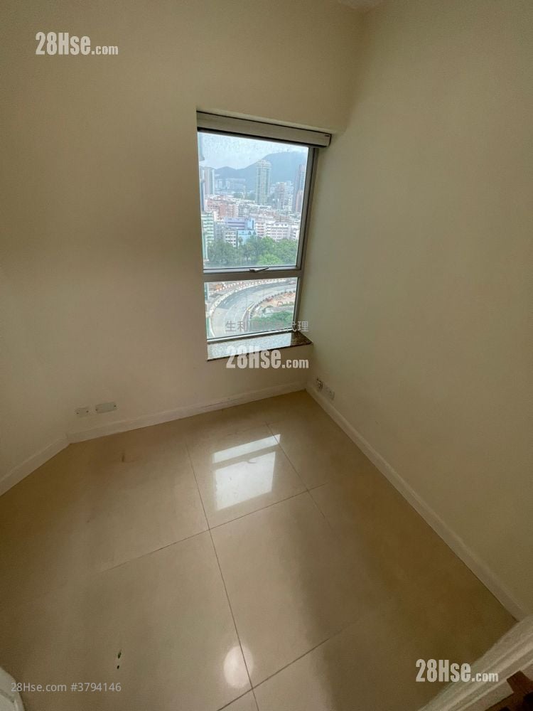 Sky Tower Sell 2 Bedrooms , 1 Bathroom 479 ft²