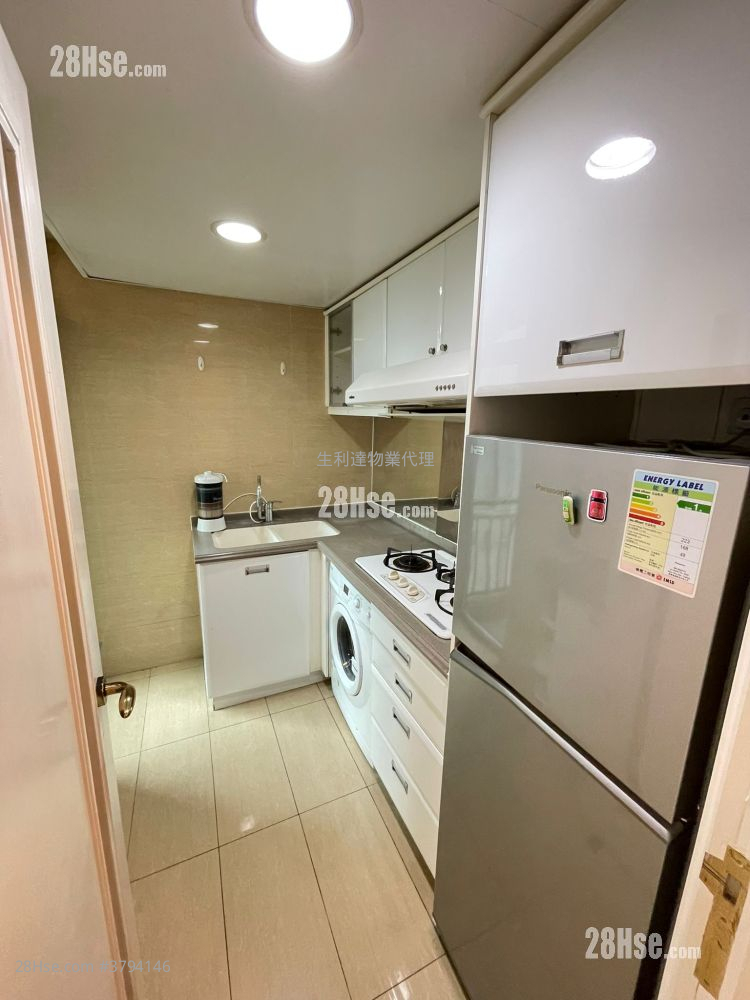 Sky Tower Sell 2 Bedrooms , 1 Bathroom 479 ft²