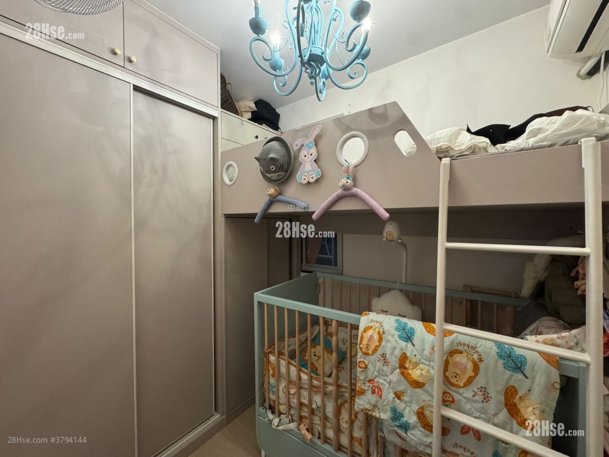 村屋 售盘 2 房 , 1 浴室 500 平方尺