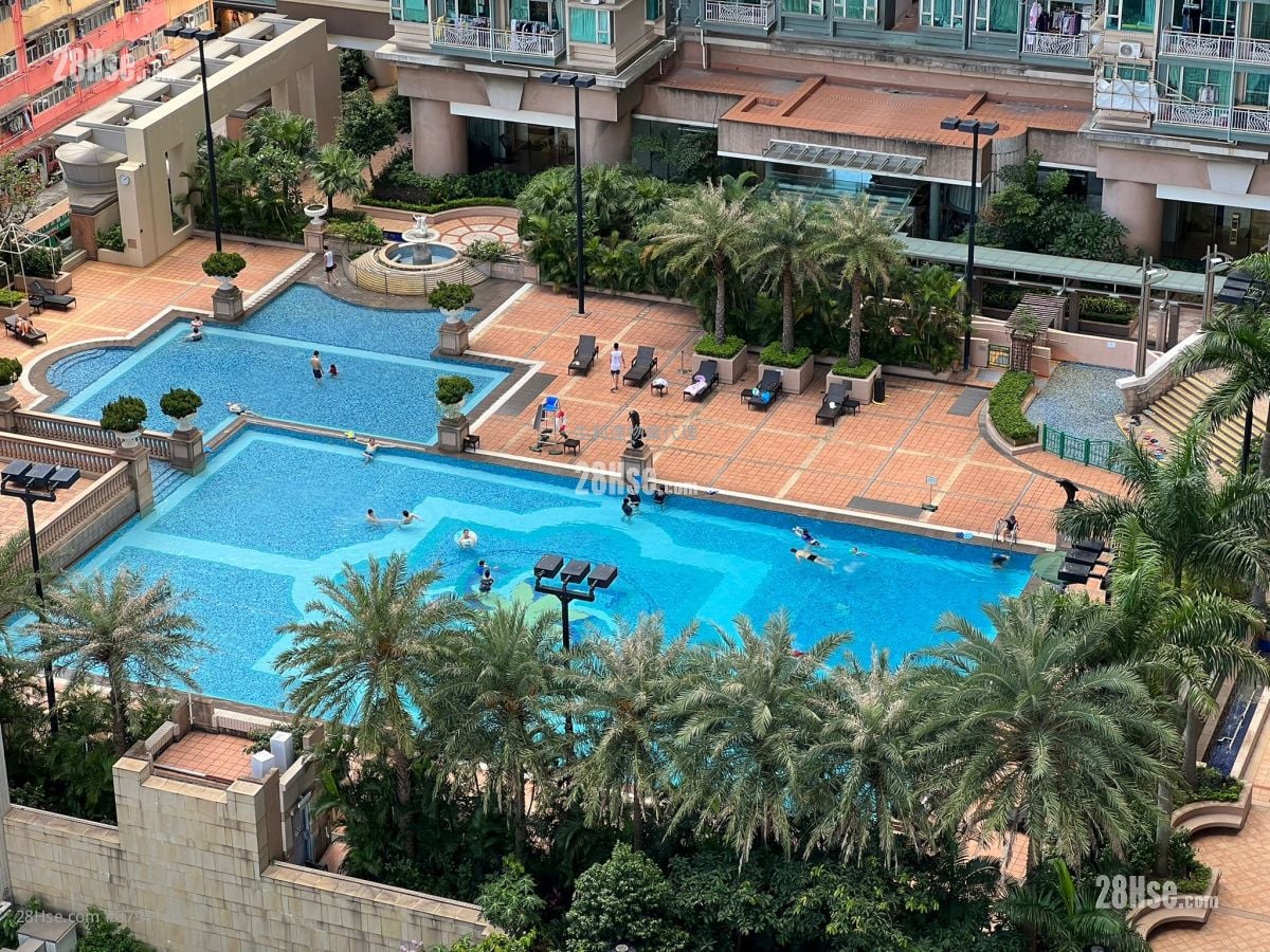 Sky Tower Sell 2 Bedrooms , 1 Bathroom 479 ft²