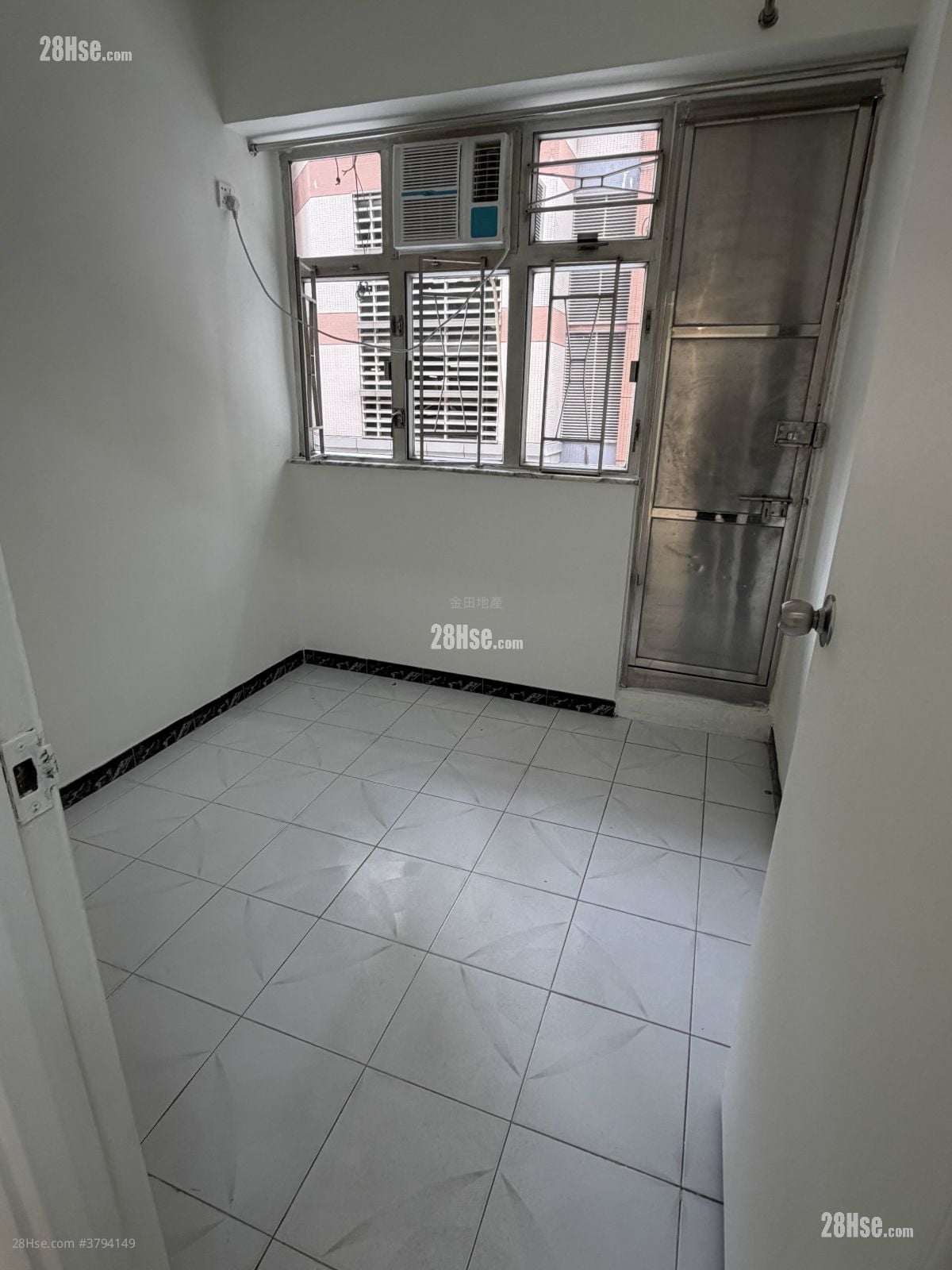 Kan Tong Building Rental 2 Bedrooms , 1 Bathroom 347 ft²