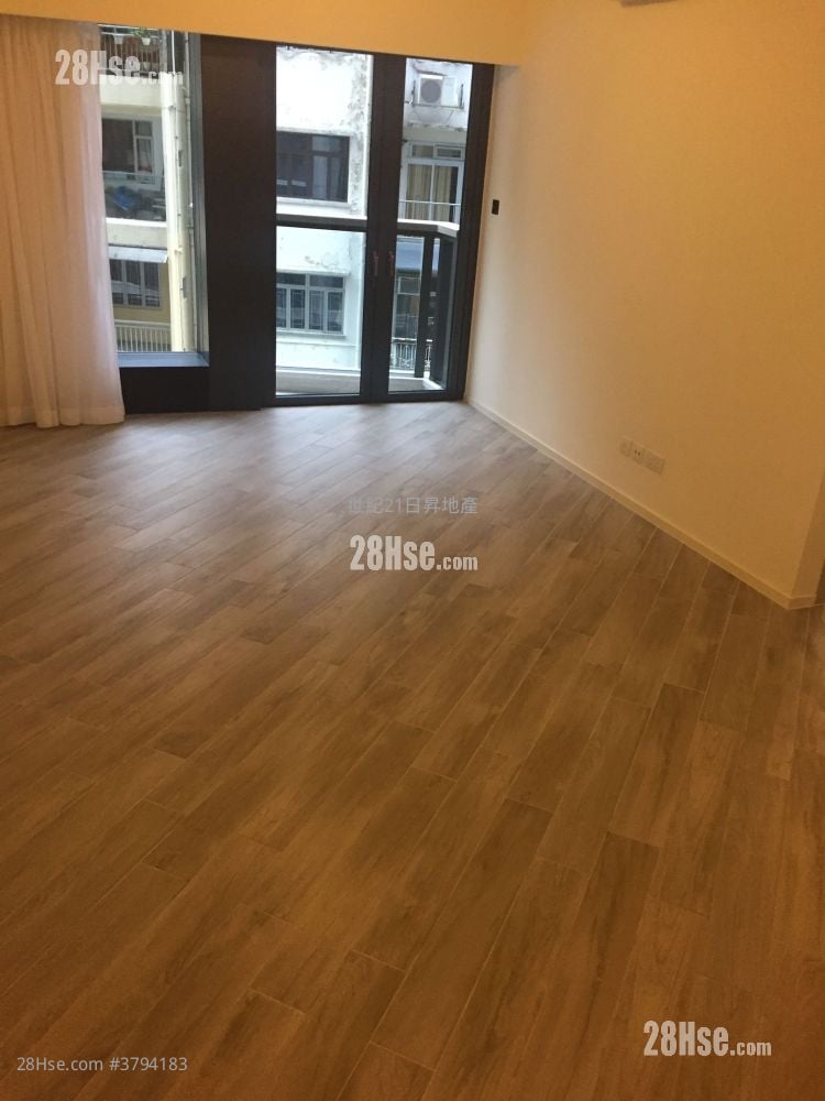 Fleur Pavilia Sell 4 Bedrooms , 3 Bathrooms 804 ft²