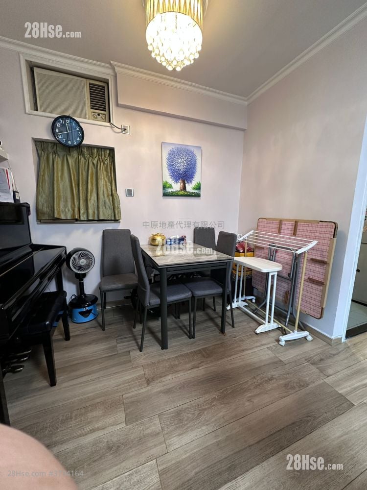 Discovery Park Sell 3 Bedrooms , 2 Bathrooms 682 ft²