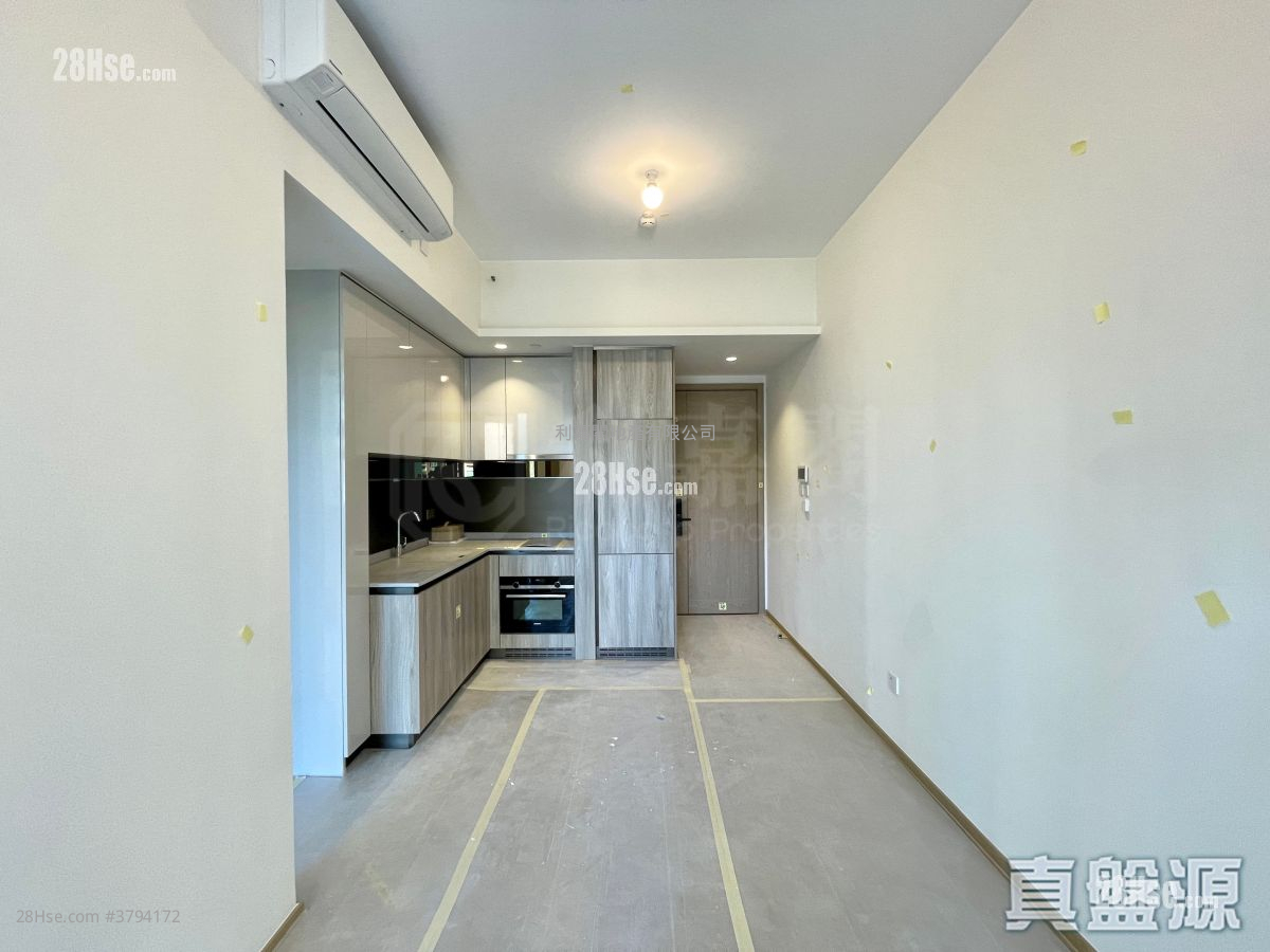 Villa Garda I Rental 2 Bedrooms , 1 Bathroom 417 ft²