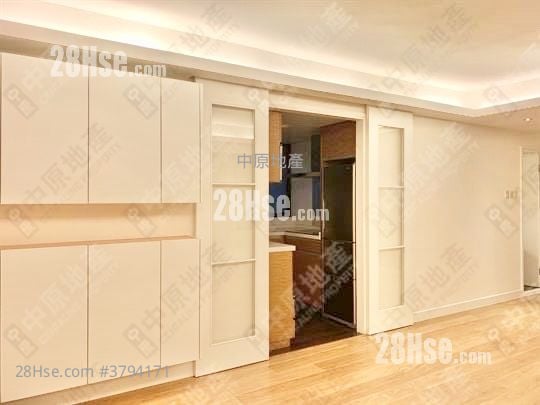 又一居 售盘 3 房 566 平方尺