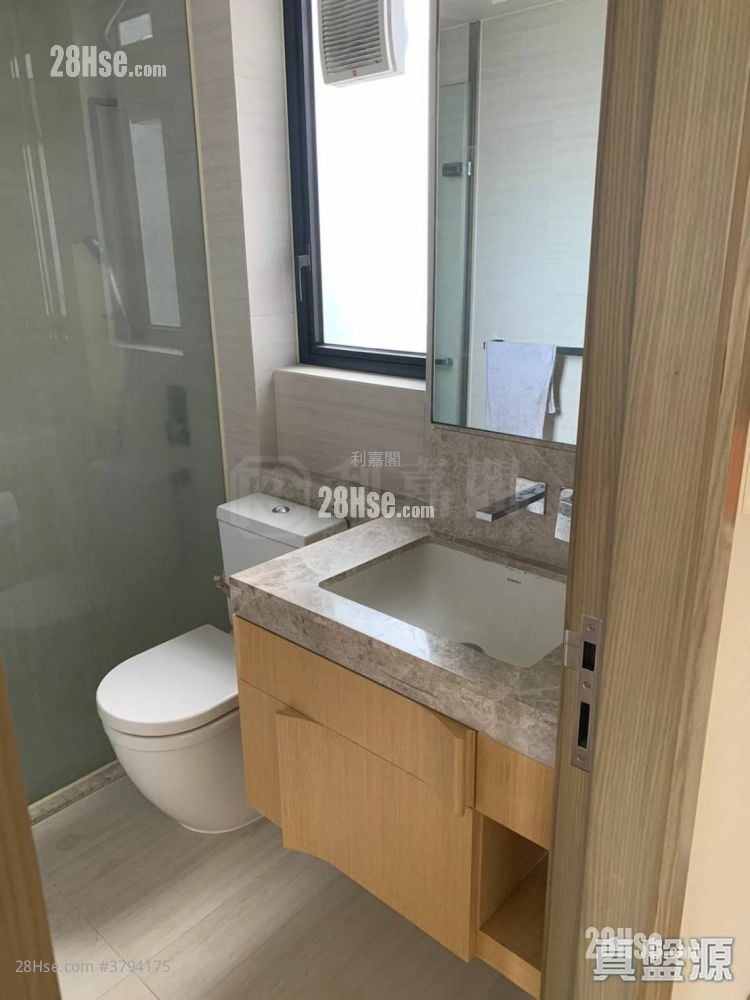 映御 售盘 1 房 381 平方尺