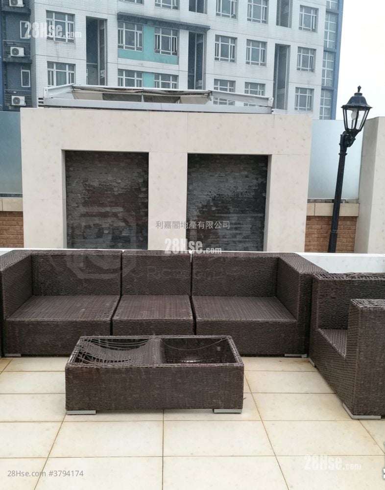 Mount Beacon Sell 4 Bedrooms 2,638 ft²