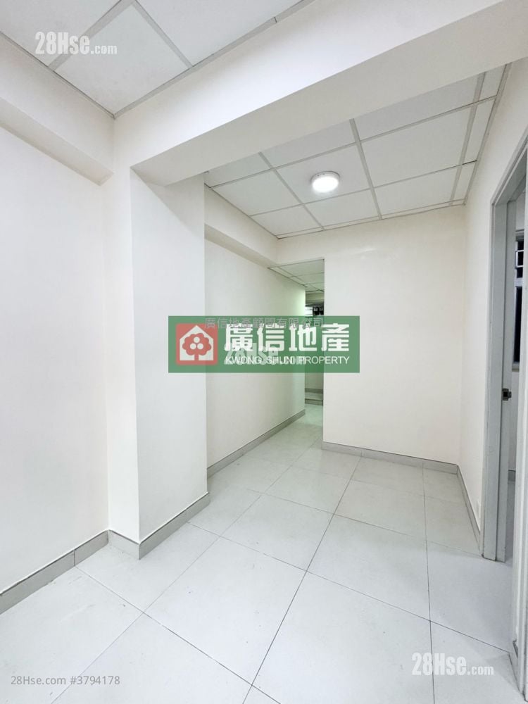 单幢楼房 租盘 2 房 , 1 浴室 230 平方尺