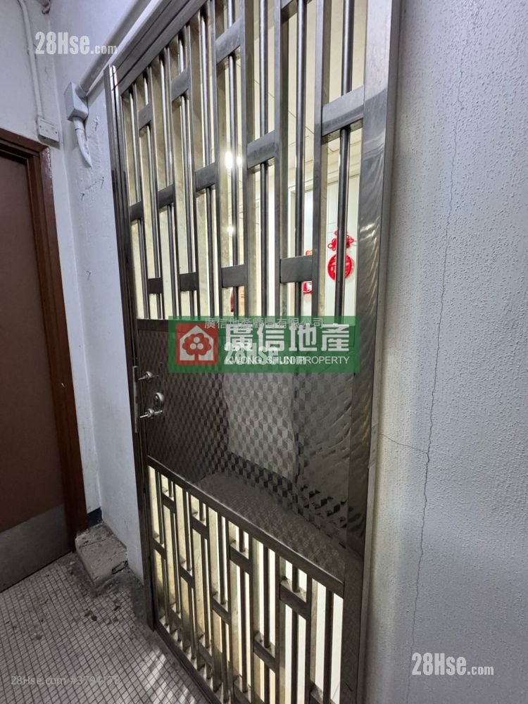 单幢楼房 租盘 2 房 , 1 浴室 230 平方尺