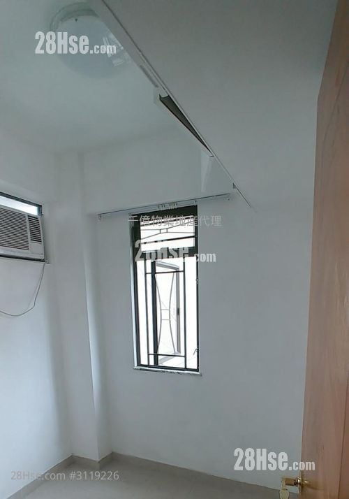 Chiat Hing Building Sell 2 Bedrooms , 1 Bathroom 339 ft²