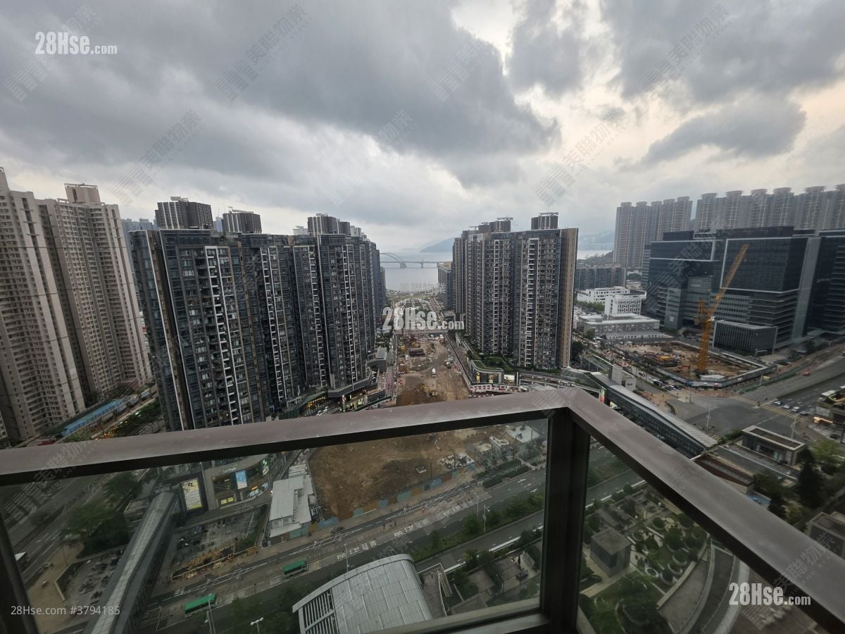 The Wings Rental 3 Bedrooms , 2 Bathrooms 862 ft²