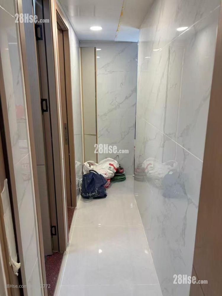 Lee Wah Building Rental Studio , 1 Bathroom 160 ft²