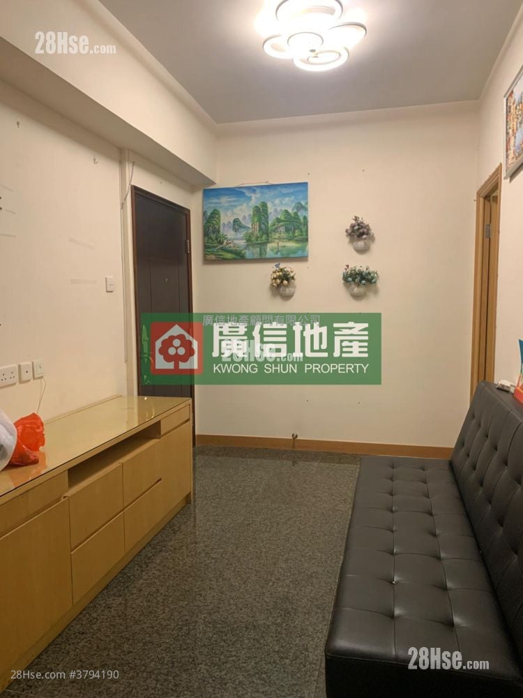 Bell House Rental 3 Bedrooms , 1 Bathroom 443 ft²