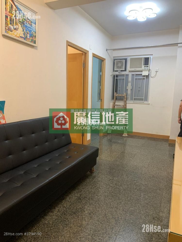 Bell House Rental 3 Bedrooms , 1 Bathroom 443 ft²