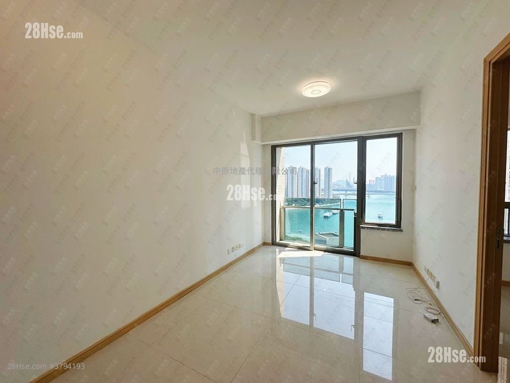 Ocean Pride Rental 391 ft²