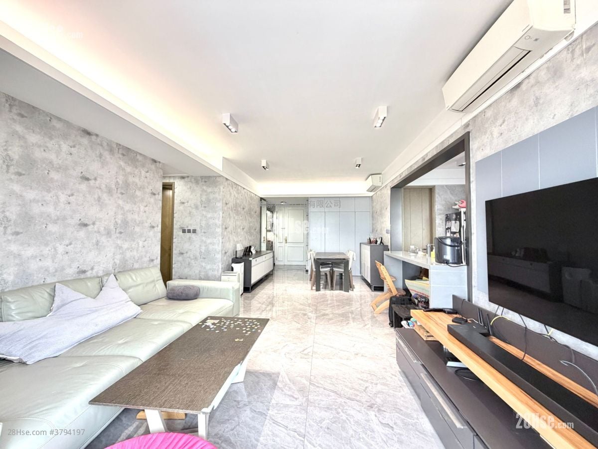 One Beacon Hill Sell 3 Bedrooms , 2 Bathrooms 1,101 ft²