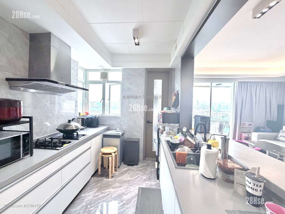 One Beacon Hill Sell 3 Bedrooms , 2 Bathrooms 1,101 ft²