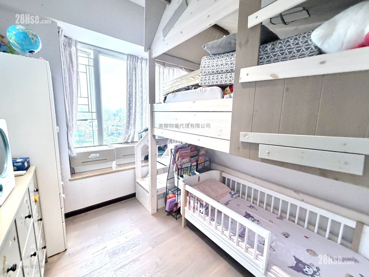 One Beacon Hill Sell 3 Bedrooms , 2 Bathrooms 1,101 ft²