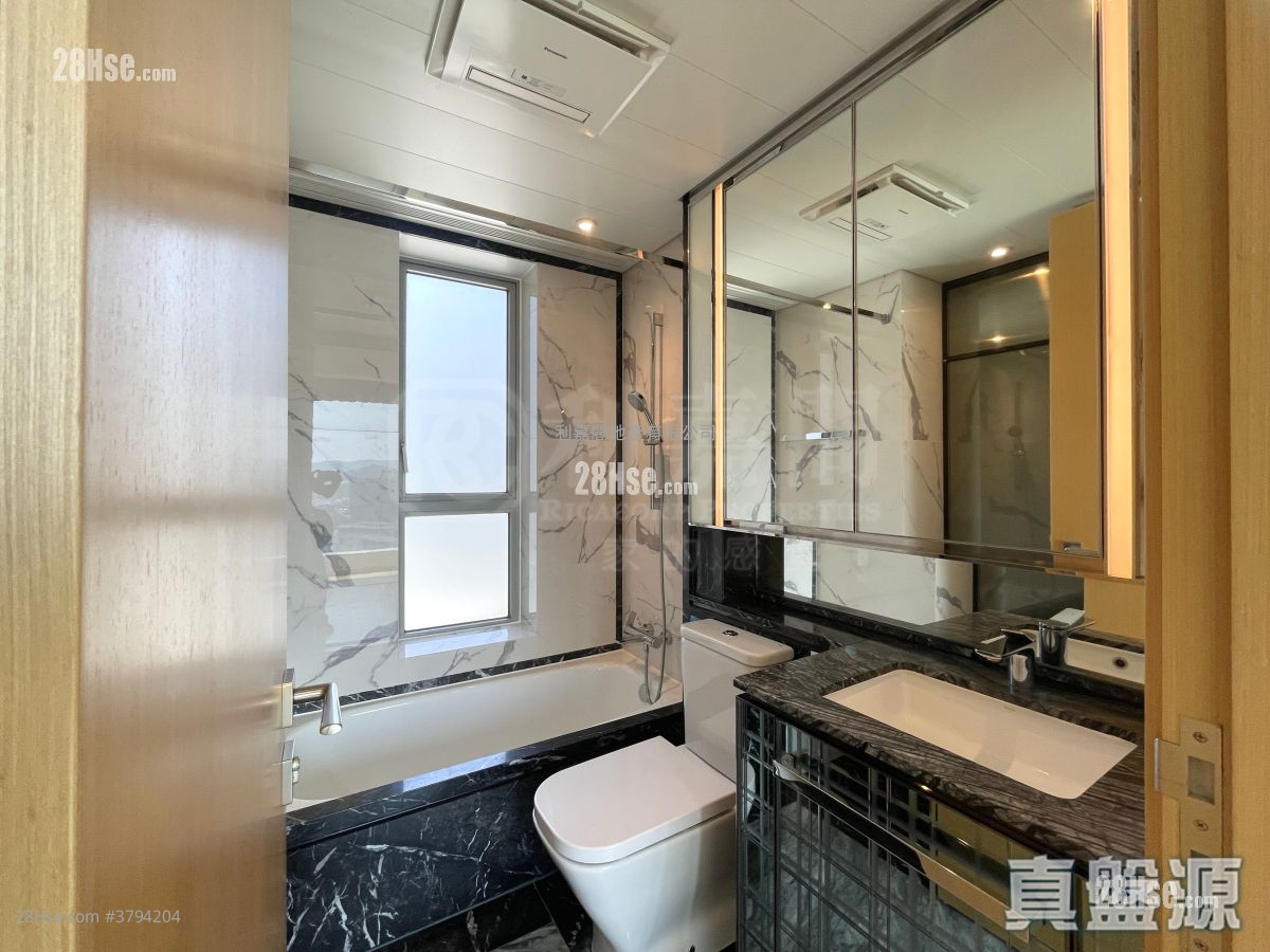 Marini 售盘 3 房 , 2 浴室 770 平方尺