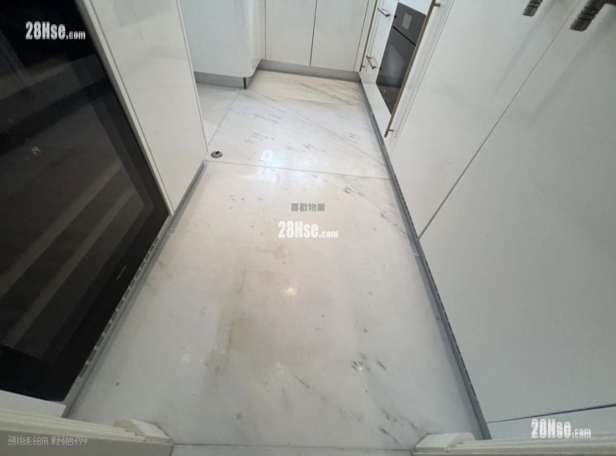 澐瀚 售盘 4 房 , 4 浴室 1,826 平方尺